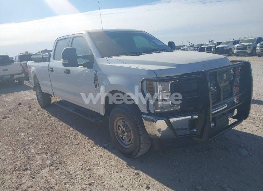 2019 Ford F-250 XL (VIN 1FT7W2B66KEC99879) main photo