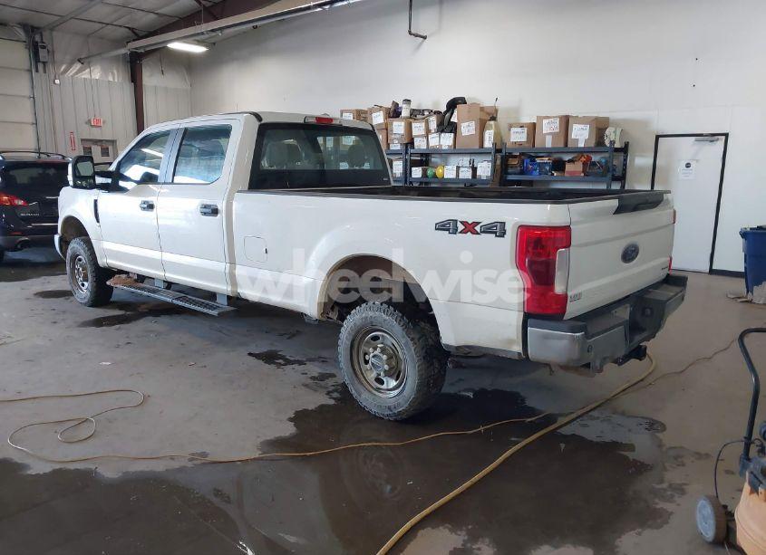 Photo 3 of 2019 Ford F-250 XL (VIN 1FT7W2B66KEE65415)