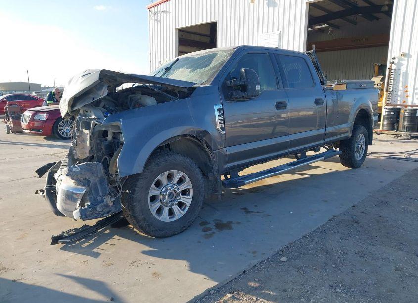 Photo 2 of 2022 Ford F-250 XLT (VIN 1FT7W2B66NED80093)