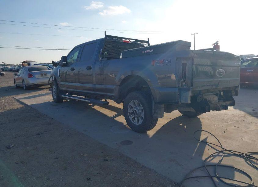 Photo 3 of 2022 Ford F-250 XLT (VIN 1FT7W2B66NED80093)