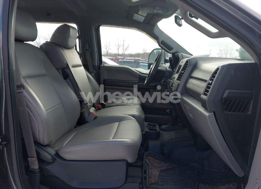 Photo 5 of 2017 Ford F-250 XL (VIN 1FT7W2B67HEB33721)