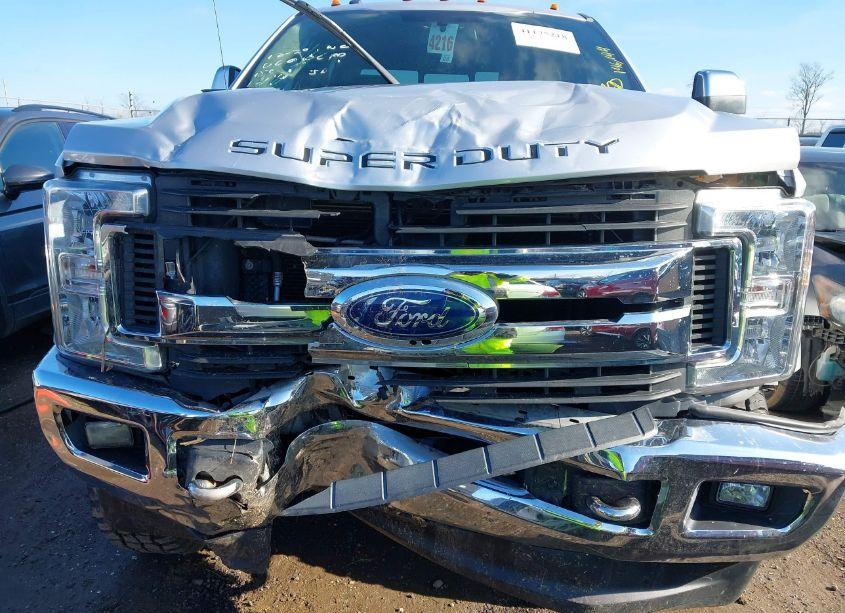 Photo 6 of 2017 Ford F-250 XLT (VIN 1FT7W2B67HEF33309)