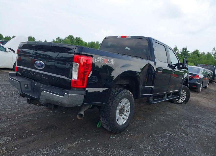 Photo 4 of 2018 Ford F-250 XL (VIN 1FT7W2B67JEB94122)