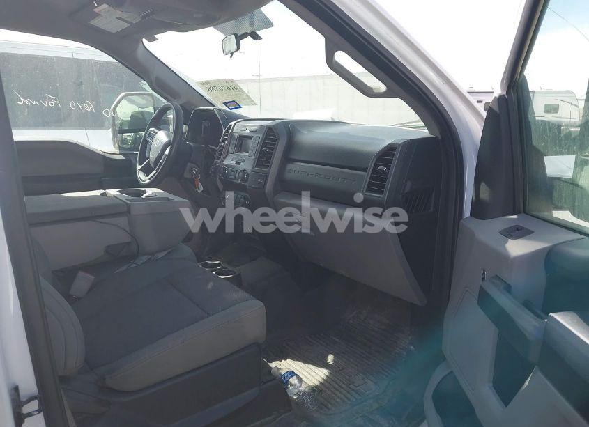 Photo 5 of 2019 Ford F-250 XL (VIN 1FT7W2B67KEC99874)