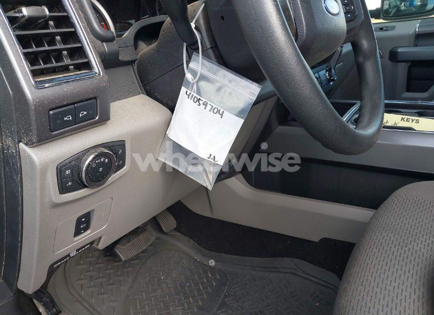 Photo 18 of 2019 Ford F-250 XLT (VIN 1FT7W2B67KED17936)