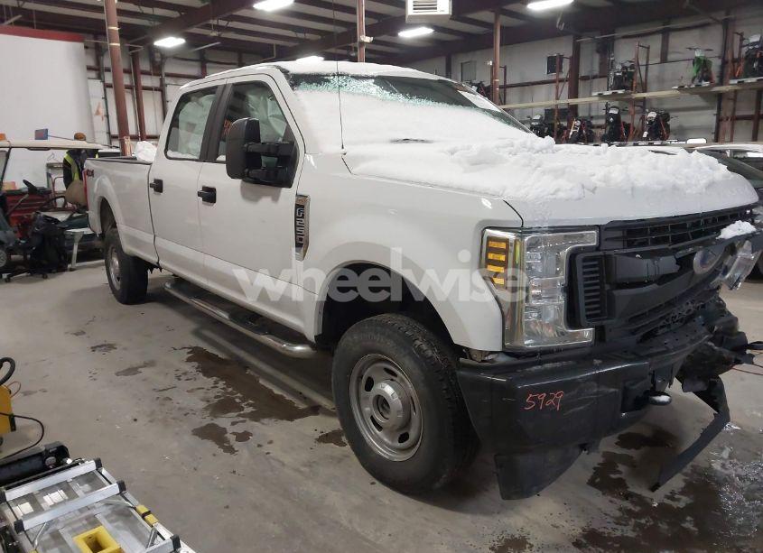 2019 Ford F-250 XL (VIN 1FT7W2B67KED53738) main photo
