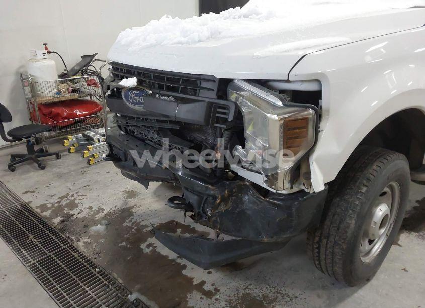 Photo 6 of 2019 Ford F-250 XL (VIN 1FT7W2B67KED53738)