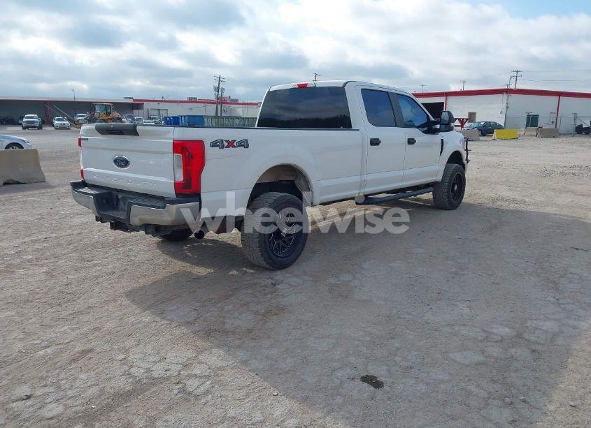 Photo 4 of 2019 Ford F-250 XL (VIN 1FT7W2B67KEG72329)