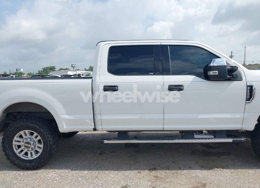 Photo 13 of 2017 Ford F-250 XLT (VIN 1FT7W2B68HEC85264)