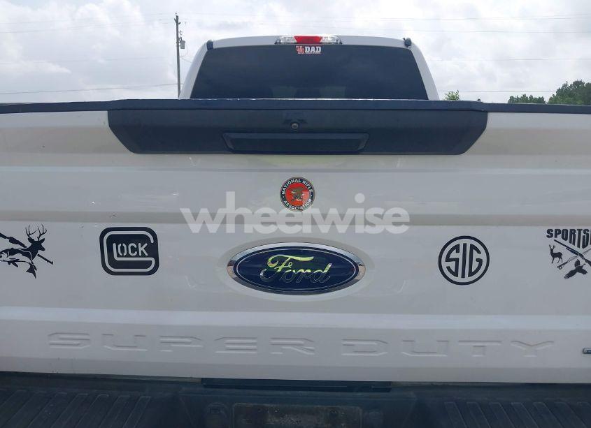 Photo 16 of 2017 Ford F-250 XLT (VIN 1FT7W2B68HEC85264)