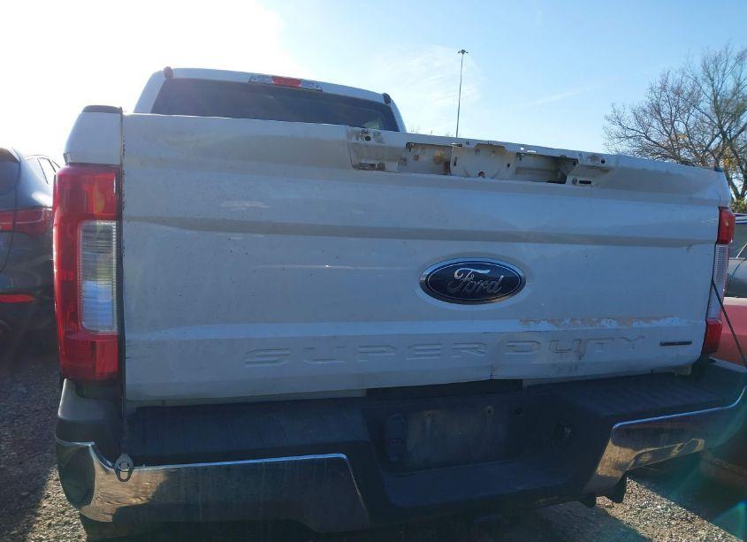 Photo 17 of 2018 Ford F-250 XL (VIN 1FT7W2B68JEC26589)