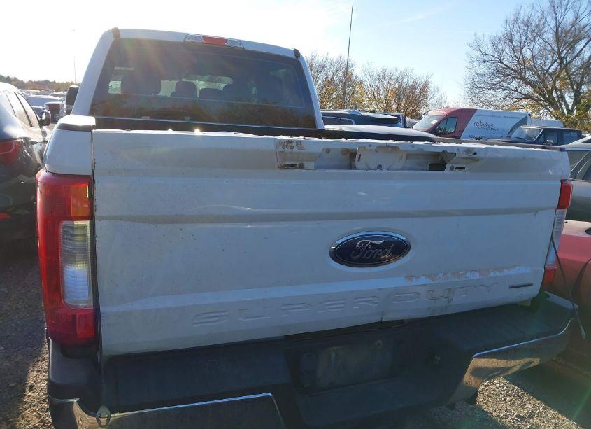 Photo 6 of 2018 Ford F-250 XL (VIN 1FT7W2B68JEC26589)