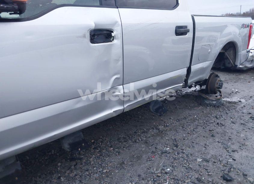 Photo 18 of 2019 Ford F-250 XLT (VIN 1FT7W2B68KED76249)