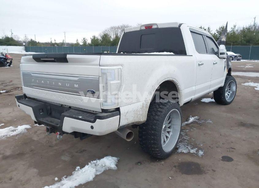 Photo 4 of 2019 Ford F-250 PLATINUM (VIN 1FT7W2B68KEF27543)