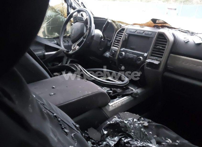 Photo 5 of 2019 Ford F-250 PLATINUM (VIN 1FT7W2B68KEF27543)