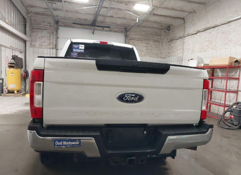 Photo 16 of 2019 Ford F-250 XL (VIN 1FT7W2B68KEG87356)