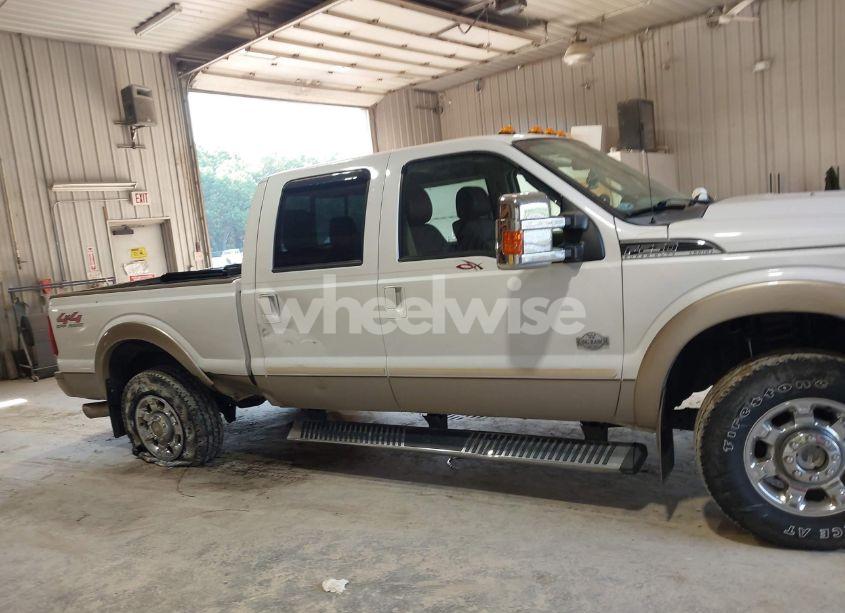 Photo 13 of 2012 Ford F-250 LARIAT (VIN 1FT7W2B69CEA01617)