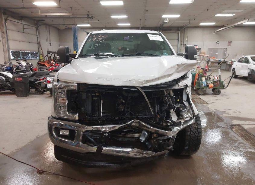 Photo 13 of 2017 Ford F-250 XLT (VIN 1FT7W2B69HEC46361)