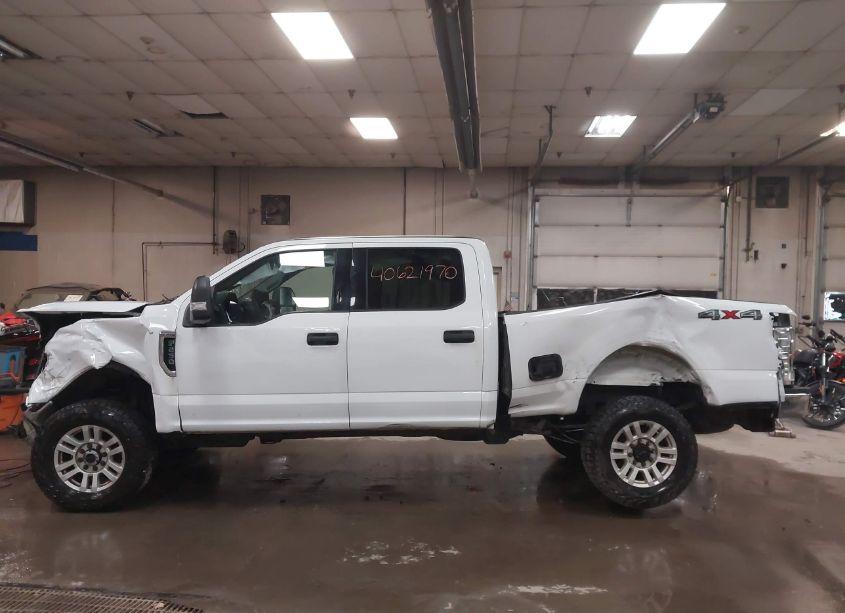Photo 15 of 2017 Ford F-250 XLT (VIN 1FT7W2B69HEC46361)