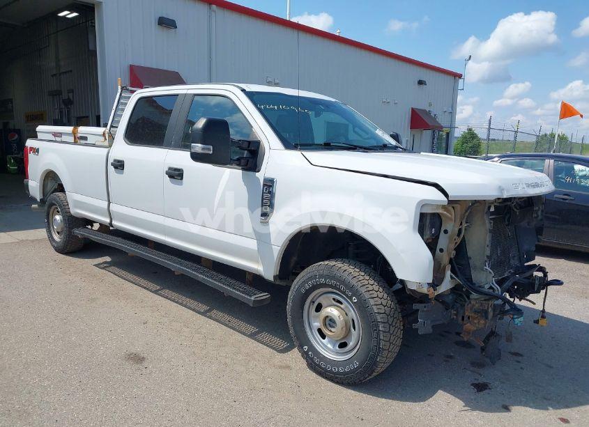 2019 Ford F-250 XL (VIN 1FT7W2B69KED56754) main photo