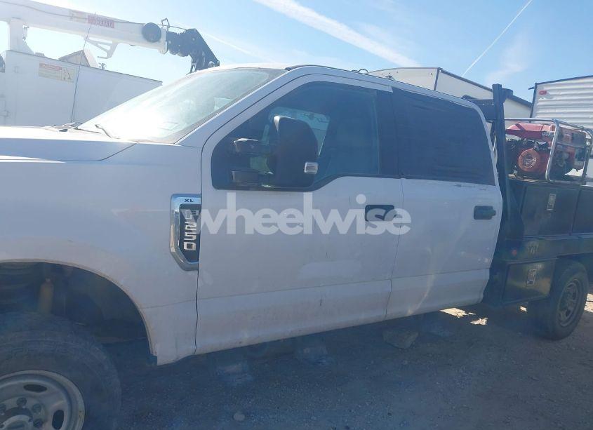Photo 14 of 2019 Ford F-250 XL (VIN 1FT7W2B69KEE90129)