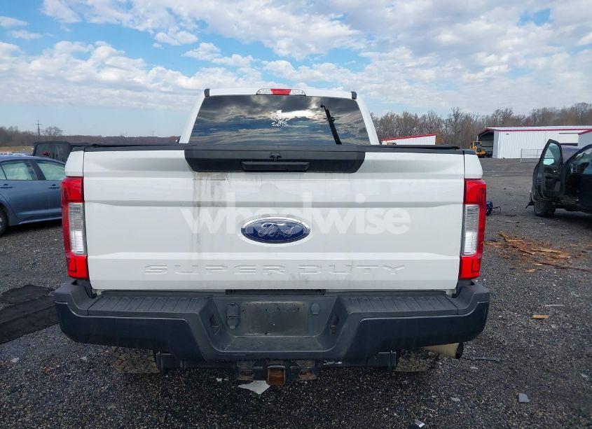 Photo 17 of 2019 Ford F-250 XL (VIN 1FT7W2B69KEG34777)
