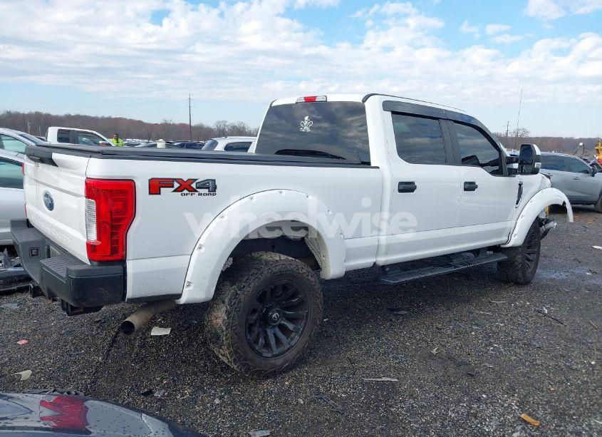 Photo 4 of 2019 Ford F-250 XL (VIN 1FT7W2B69KEG34777)
