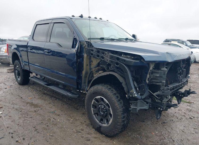 2019 Ford F-250 LARIAT (VIN 1FT7W2B69KEG66838) main photo