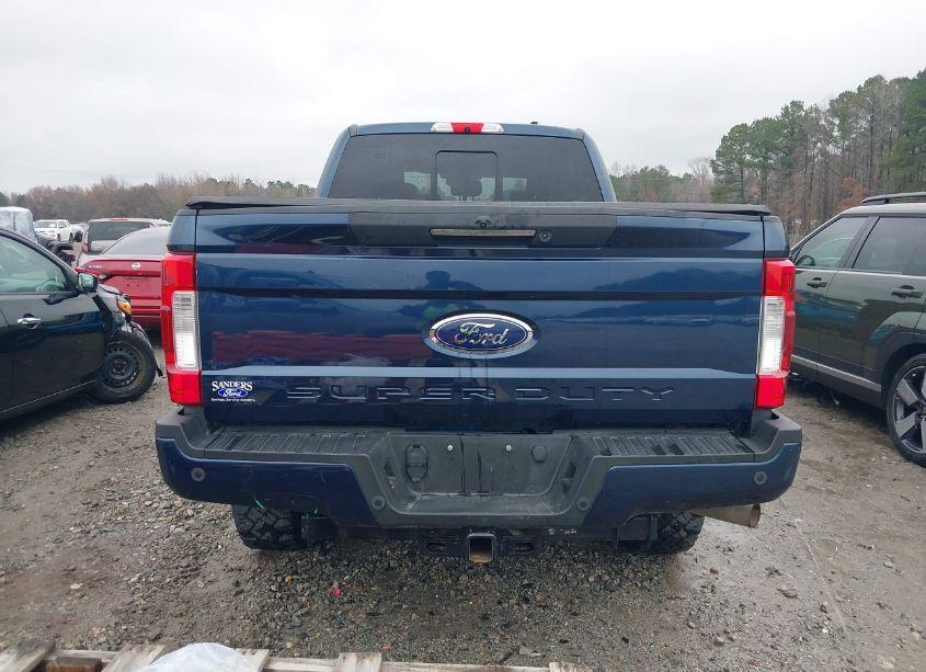 Photo 17 of 2019 Ford F-250 LARIAT (VIN 1FT7W2B69KEG66838)