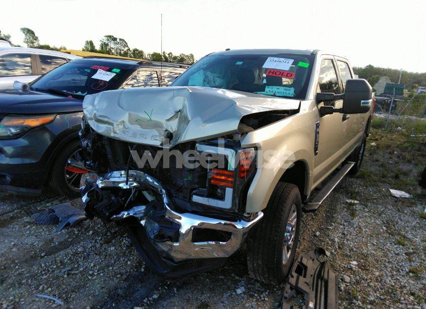 Photo 2 of 2017 Ford F-250 XLT (VIN 1FT7W2B6XHED76276)