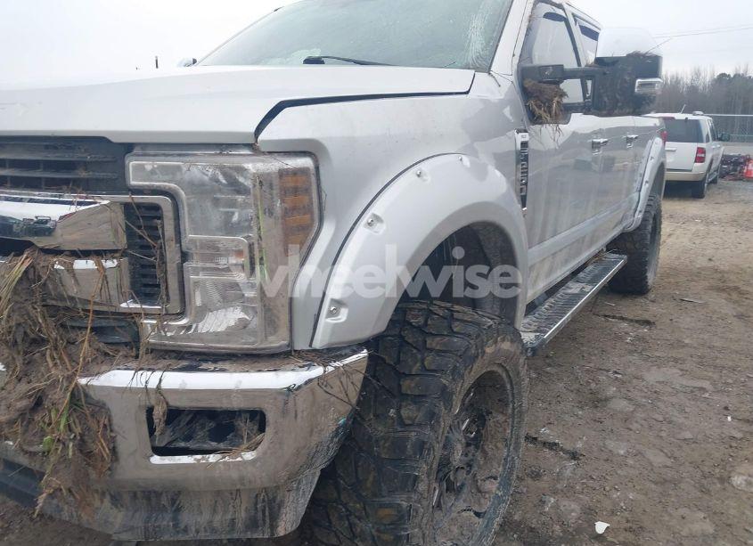 Photo 17 of 2018 Ford F-250 XLT (VIN 1FT7W2B6XJEC73803)