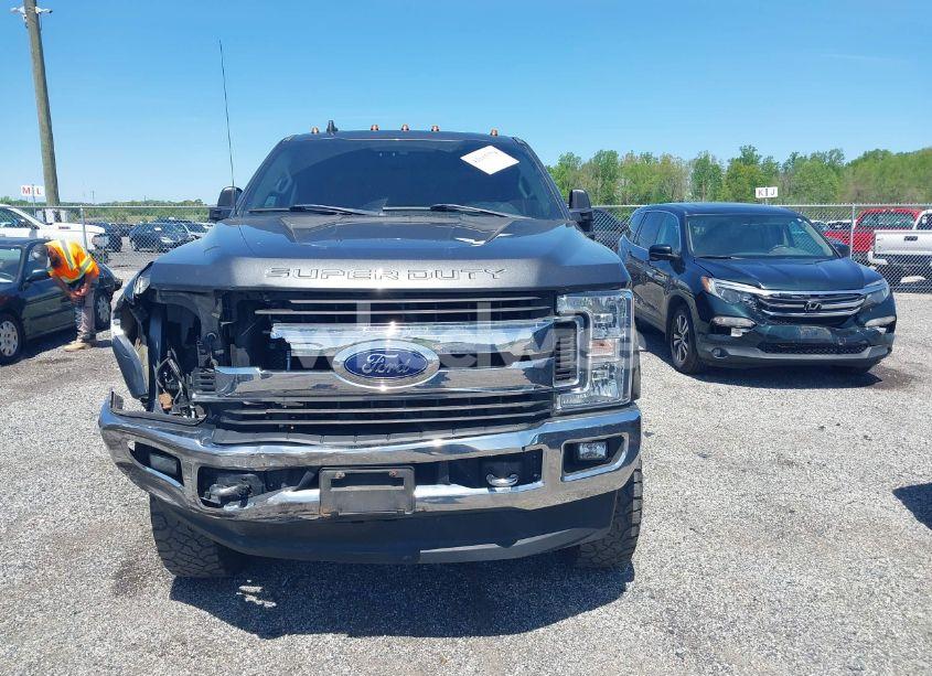 Photo 12 of 2019 Ford F-250 XLT (VIN 1FT7W2B6XKED46072)