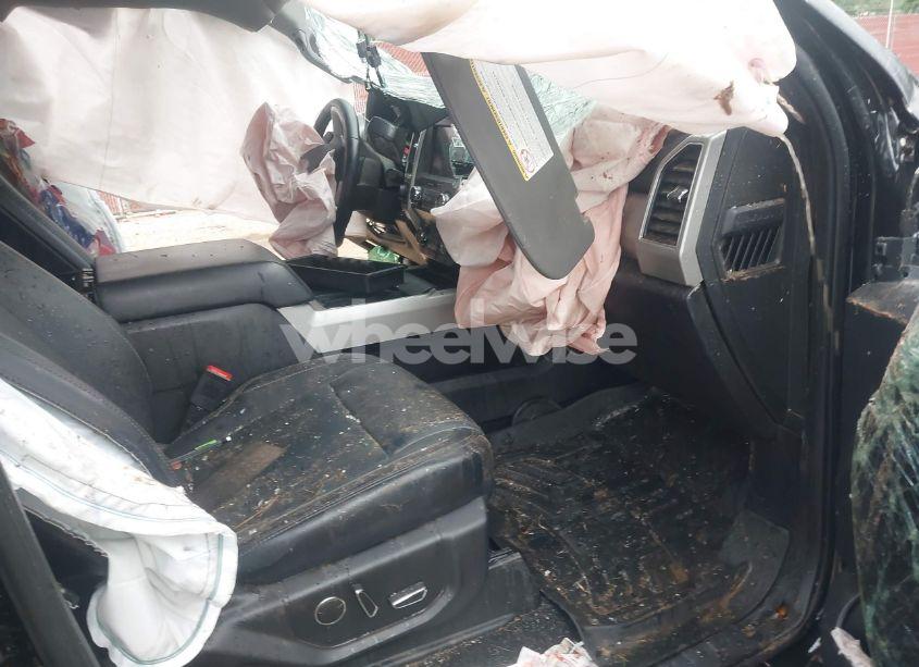 Photo 5 of 2019 Ford F-250 LARIAT (VIN 1FT7W2B6XKEF64755)