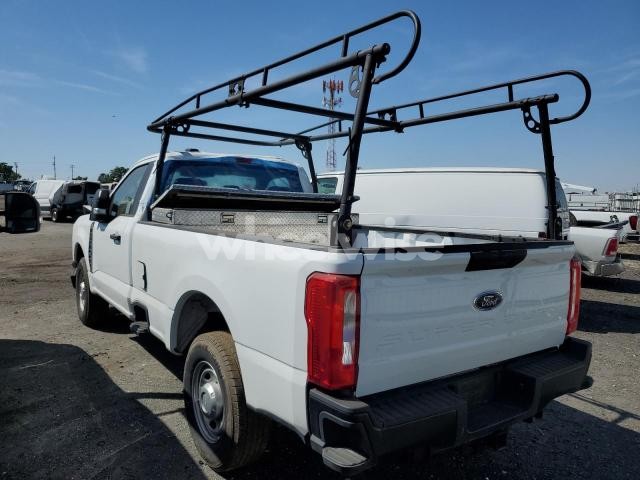 Photo 5 of 2024 FORD F250 SUPER DUTY (VIN 1FT7W2BN1REF81042)