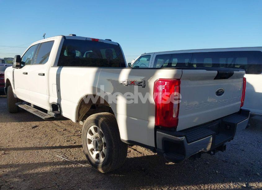 Photo 3 of 2024 Ford F-250 XLT (VIN 1FT7W2BN2RED53499)