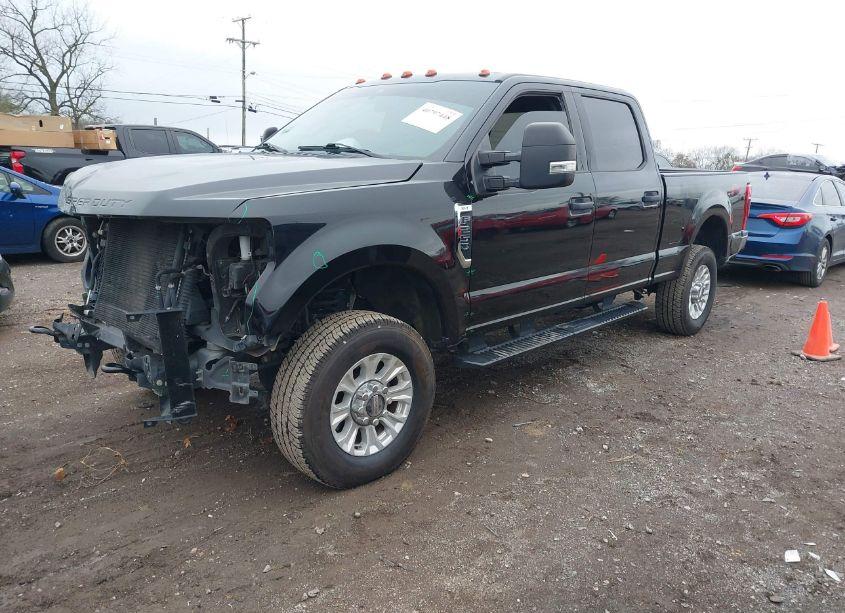 Photo 2 of 2020 Ford F-250 XLT (VIN 1FT7W2BN4LEC67005)