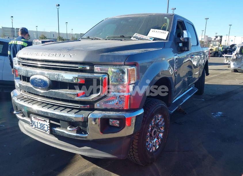 Photo 2 of 2022 Ford F-250 XLT (VIN 1FT7W2BN4NED05321)