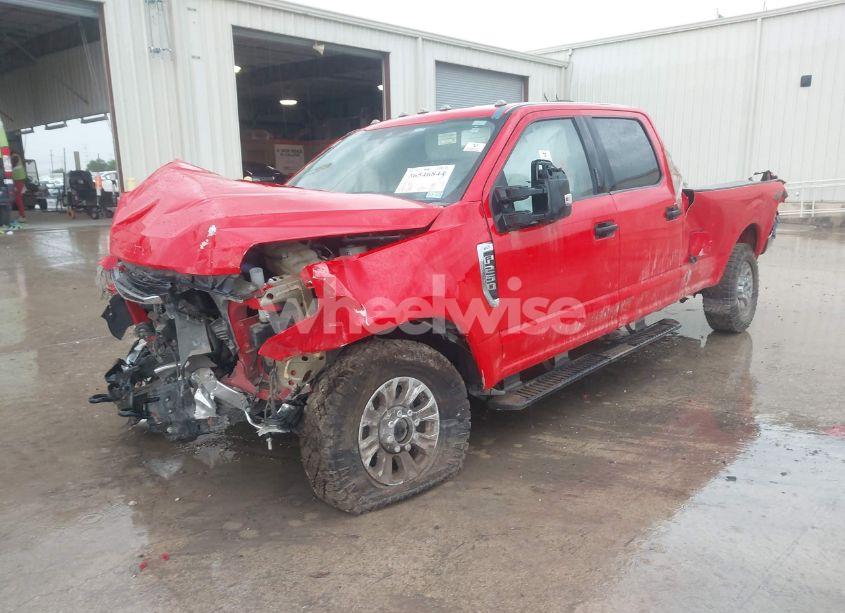 Photo 2 of 2022 Ford F-250 XLT (VIN 1FT7W2BN5NED72221)