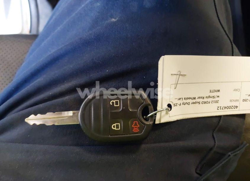 Photo 11 of 2012 Ford F-250 LARIAT (VIN 1FT7W2BT0CEC61572)