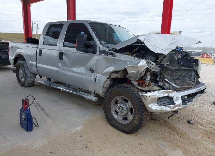 2015 Ford F-250 XLT (VIN 1FT7W2BT0FEB38746) main photo