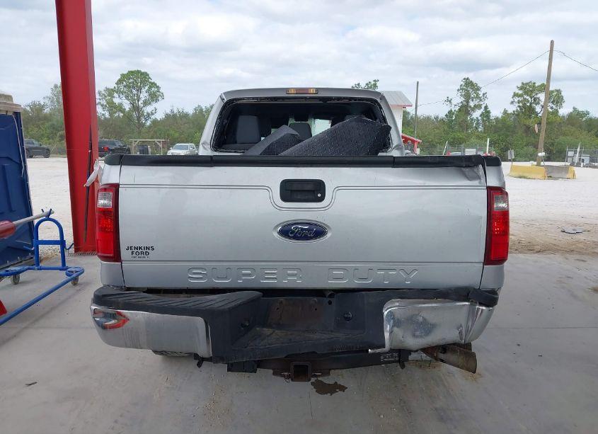 Photo 16 of 2015 Ford F-250 XLT (VIN 1FT7W2BT0FEB38746)