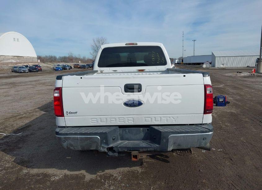Photo 16 of 2015 Ford F-250 XLT (VIN 1FT7W2BT0FEC13977)