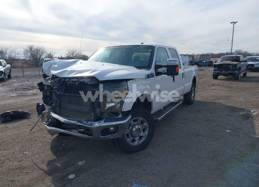 Photo 2 of 2015 Ford F-250 XLT (VIN 1FT7W2BT0FEC13977)