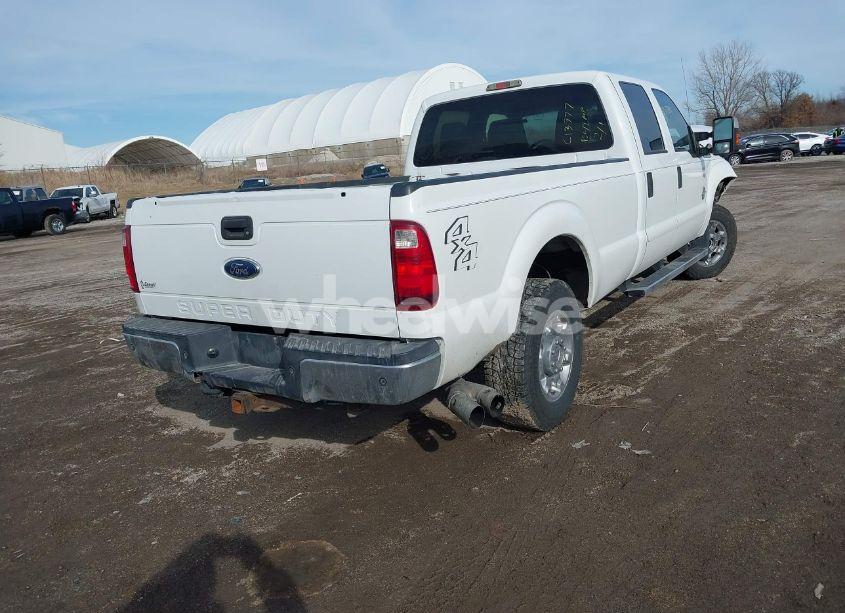 Photo 4 of 2015 Ford F-250 XLT (VIN 1FT7W2BT0FEC13977)