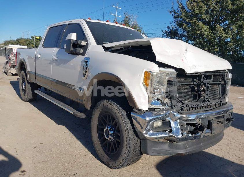 2017 Ford F-250 LARIAT (VIN 1FT7W2BT0HED91472) main photo