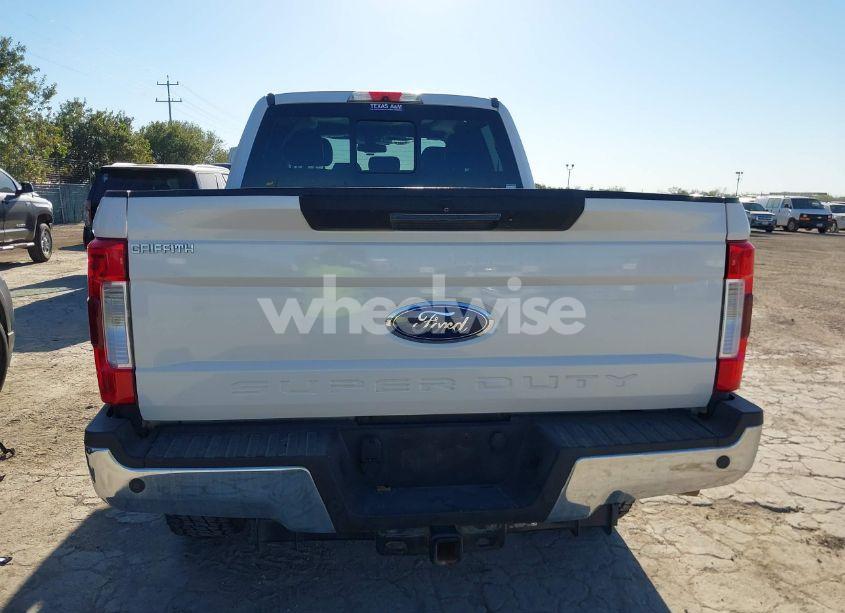 Photo 16 of 2017 Ford F-250 LARIAT (VIN 1FT7W2BT0HED91472)