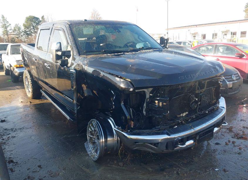 2017 Ford F-250 LARIAT (VIN 1FT7W2BT0HEE40900) main photo