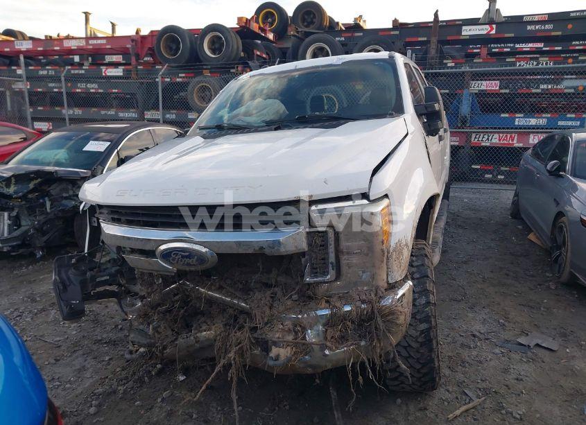 Photo 12 of 2017 Ford F-250 XL (VIN 1FT7W2BT0HEE78045)