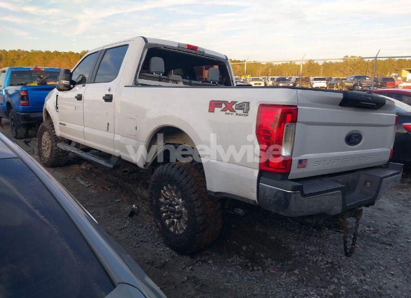 Photo 3 of 2017 Ford F-250 XL (VIN 1FT7W2BT0HEE78045)