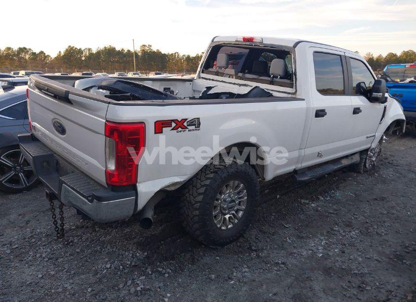 Photo 4 of 2017 Ford F-250 XL (VIN 1FT7W2BT0HEE78045)